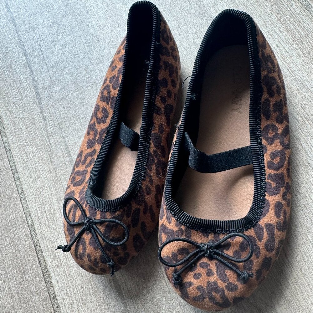 Old Navy Animal Print Flats - Girls Size 7